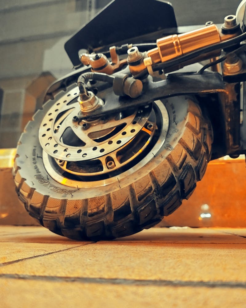 Variklio ir guolių darbai – rato mazgas